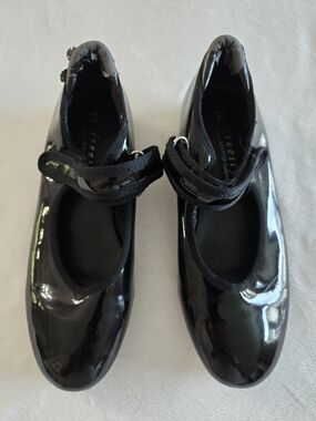 Kids Black Tap Shoes, Size 12